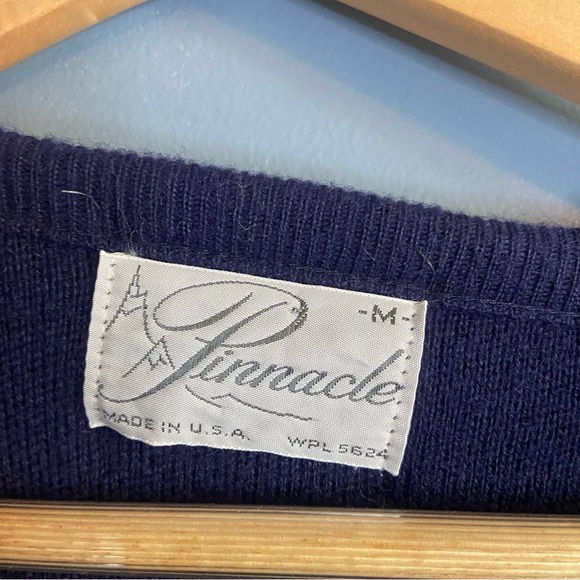 Vintage Pinnacle Navy Blue Embroidered “ California Cooler” Sweater - Picture 3 of 9